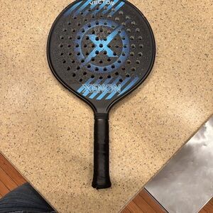 Vector Black and Blue Paddle